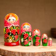 Матрёшка 5-ти кукольная «Катя» ягоды , 12-13 см, ручная роспись