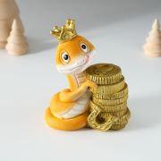 Новый год! Копилка полистоун «Змейка в короне с монетками» 8х6,5х10 см