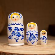 Матрёшка «Гжель», белое платье, 3 кукольная, 9 см 3371567