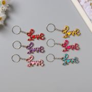 Брелок для ключей на кольце «Надпись Love с сердцем», пластик под металл, 3×4.7 см, МИКС