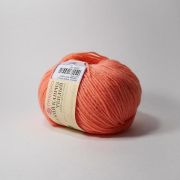 Пряжа Пехора Детский каприз теплый 50% шерсть 50% фибра 50 г/125 м 1128 красный коралл